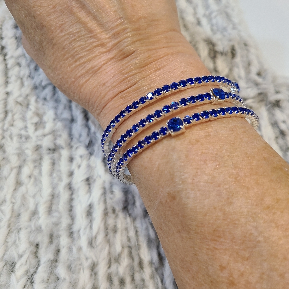 3/$15 Blue Spiral Bracelet